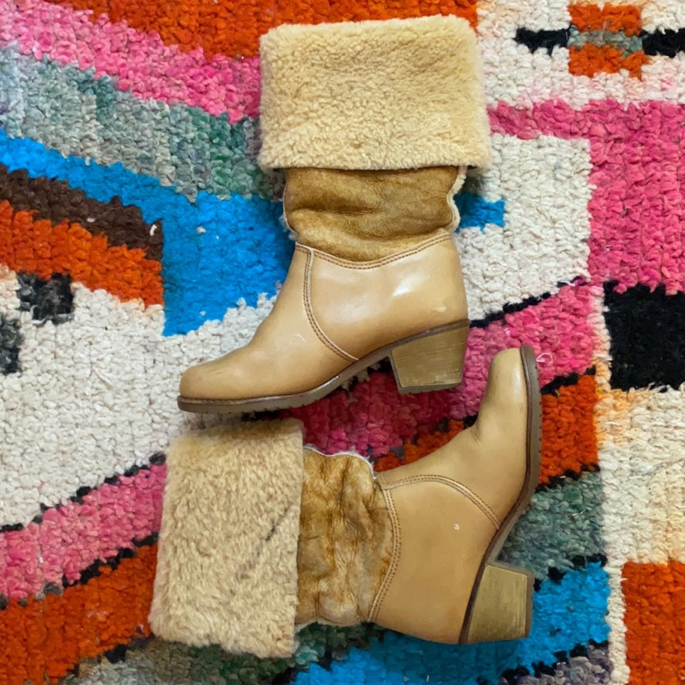 70s blondo shearling boots 🥰